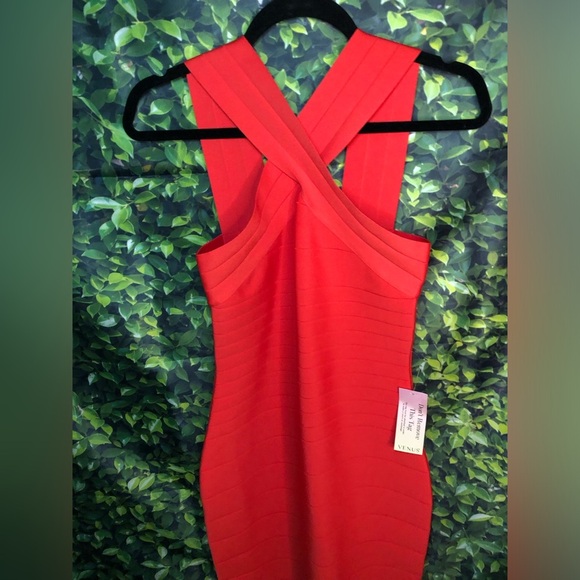 VENUS Red Backless Dress - Picture 9 of 16